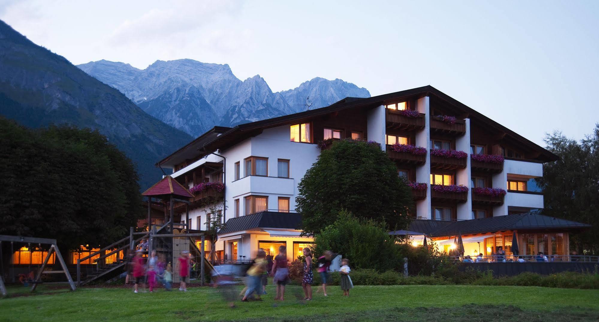 Landgasthof Bogner By Myquartier Absam Esterno foto